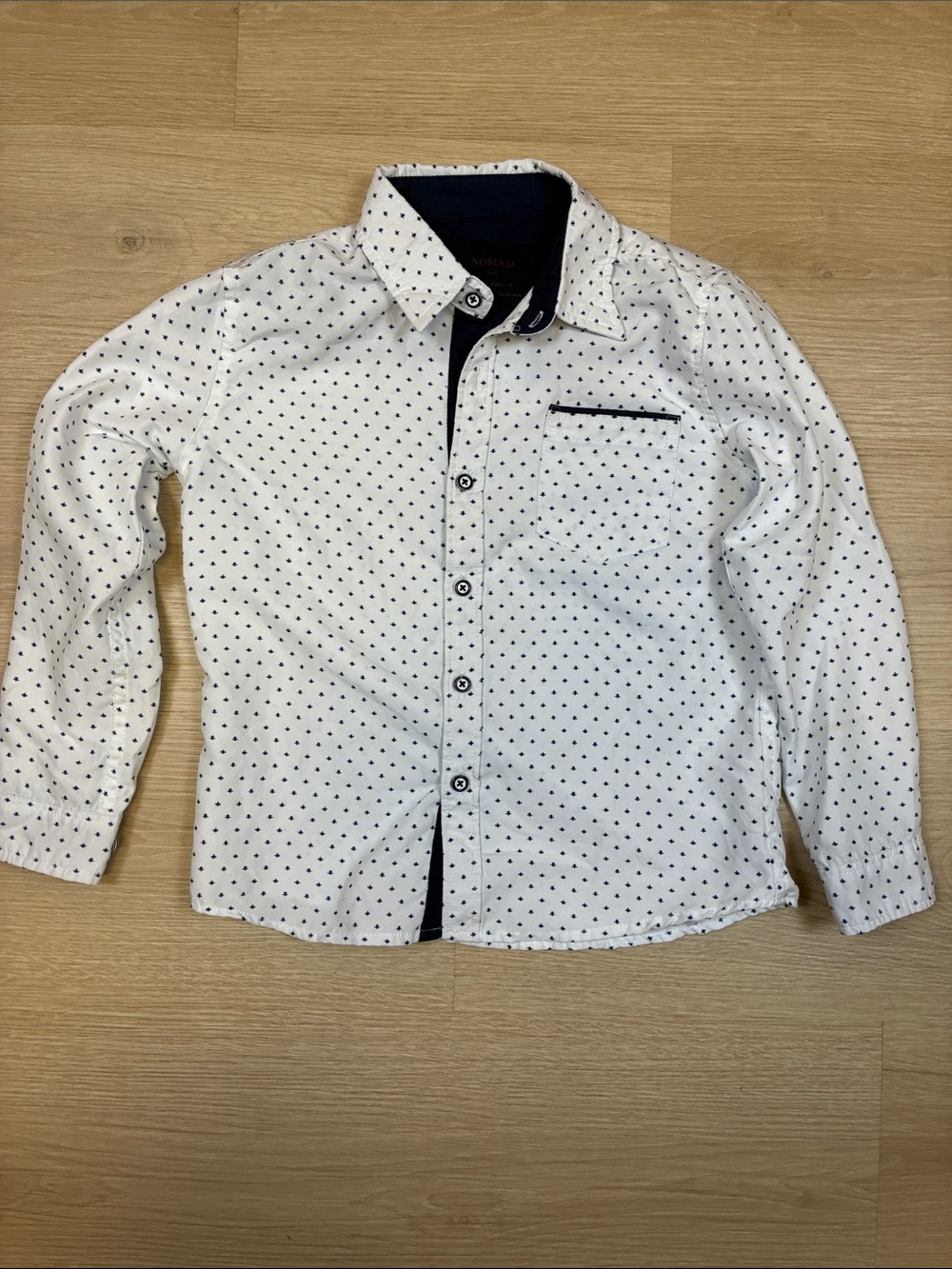 Nomad White Shirt with Navy Dot Pattern
